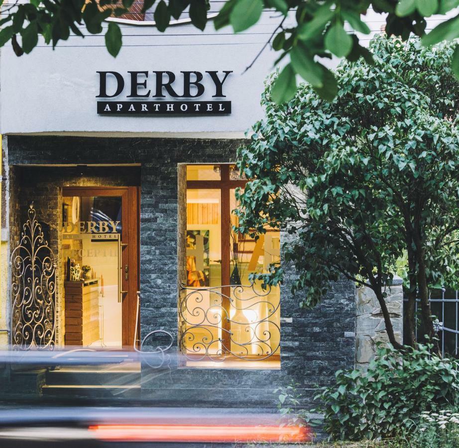 Derby Apart Hotel Alba Iulia Exterior foto